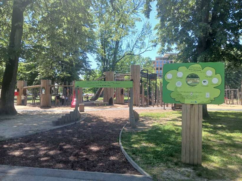 Wooden playground — Shaded, right off the main path, Banja Luka