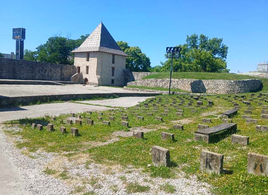 Kastel Fortress ruins